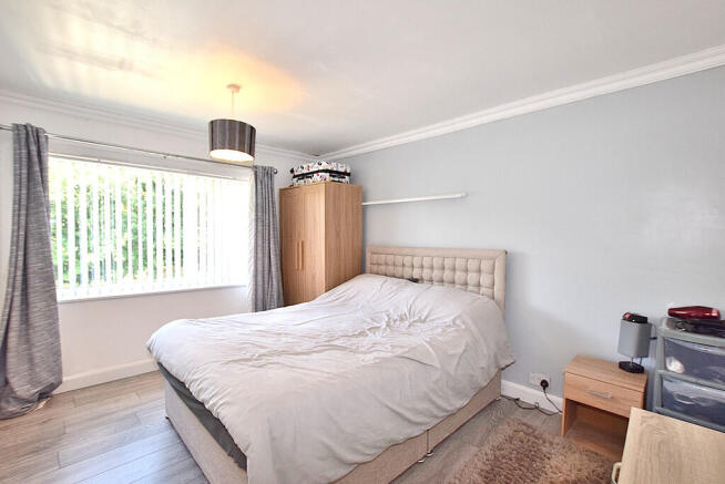 3 bed Terraced for sale Image 10