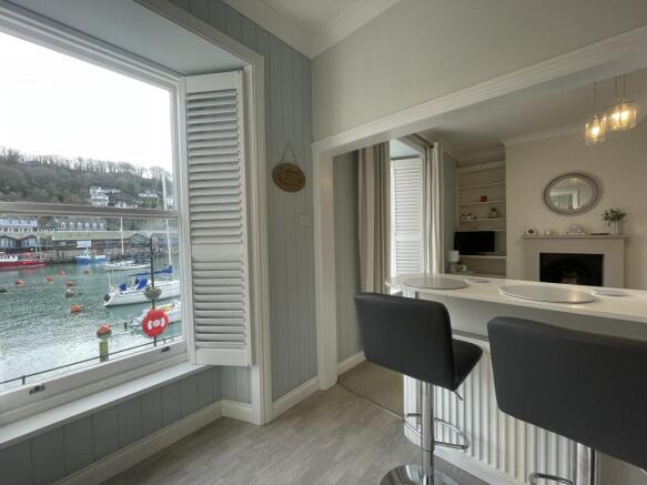 Flat 3, Portbigham, The Quay, West Looe, Looe, Cornwall photo 4