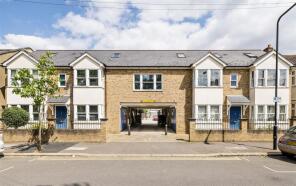 6, 8 Orwell House, Beresford Road, London E17 4LW