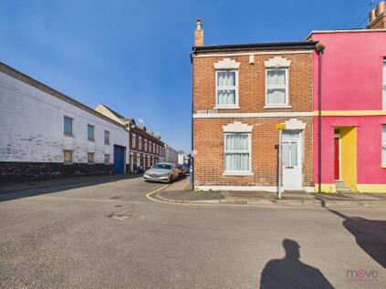 St. Kilda Parade, Gloucester, GL1