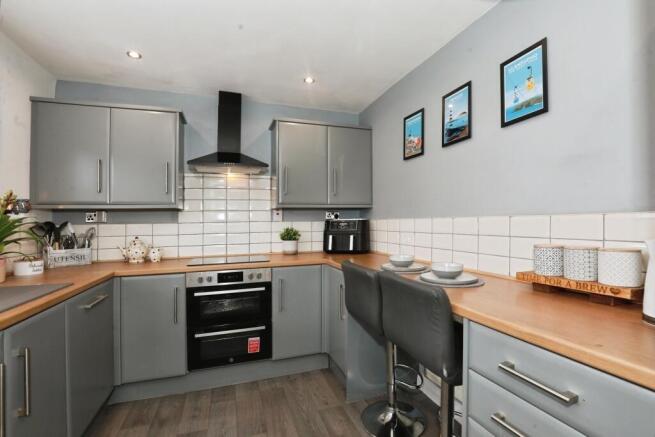 Trentside Road, Norton Green, Stoke-on-Trent, Staffordshire photo 4