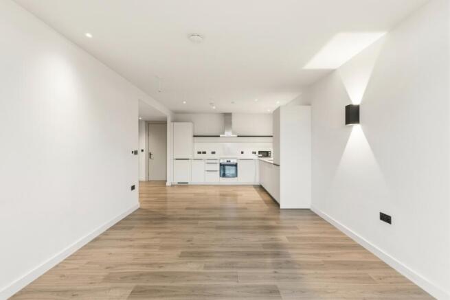 103004_Flat 21 Ta...