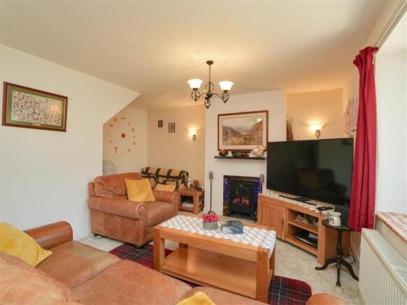2 bed Terraced for sale Image 4