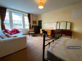 Flat A Basement, 30, Upper Bridge Street, Stirling FK8 1ES