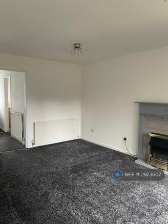 2 bed Terraced to rent Image 9
