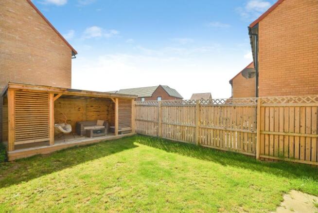 4 bed Detached for sale Image 5