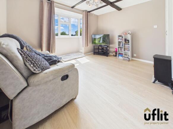 2 bed Semi-Detached for sale Image 10