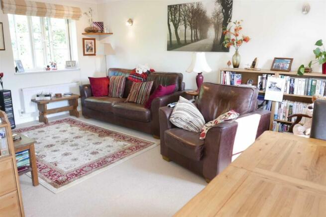 Living Room/Diner