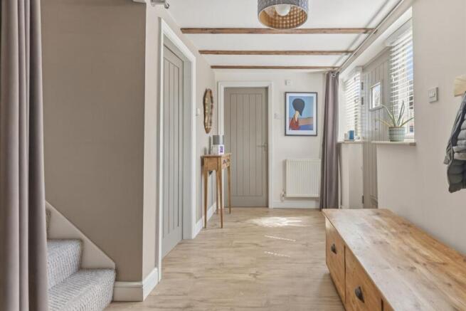 4 bed Semi-Detached for sale Image 6