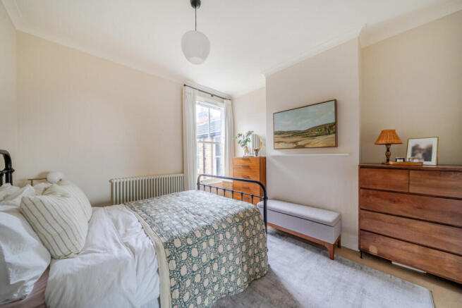 1397613-10-6964ee...