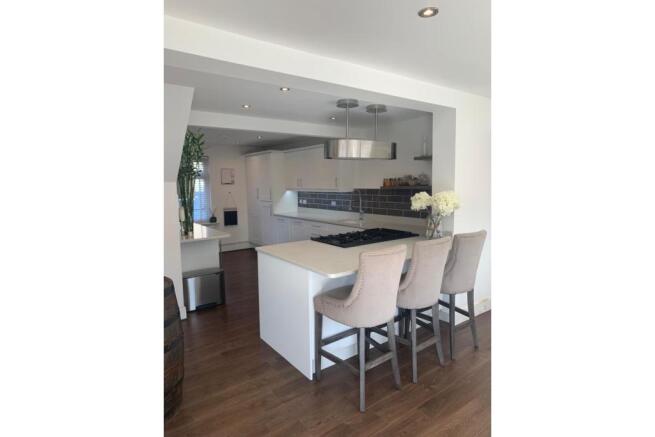 Kitchen/Breakfast