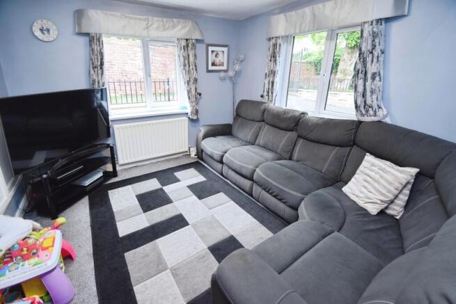 7 bed Detached for sale Image 4