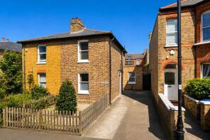 5, Broomfield Place, London W13 9LB
