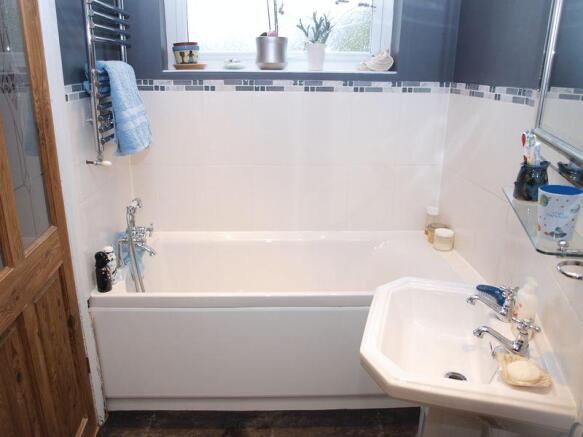 Family Bath/Sh...