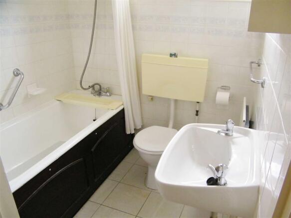 Photo 9