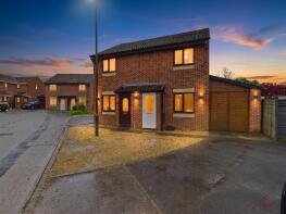 53, Pheasant Mead, Stonehouse GL10 2EQ