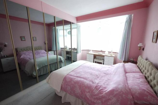 Bedroom 2:-