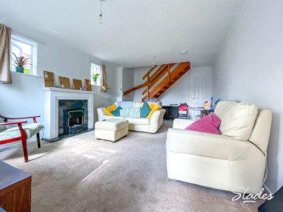 11 charlton lounge m