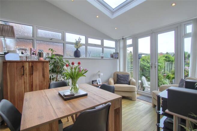 3 bed Semi-Detached for sale Image 6
