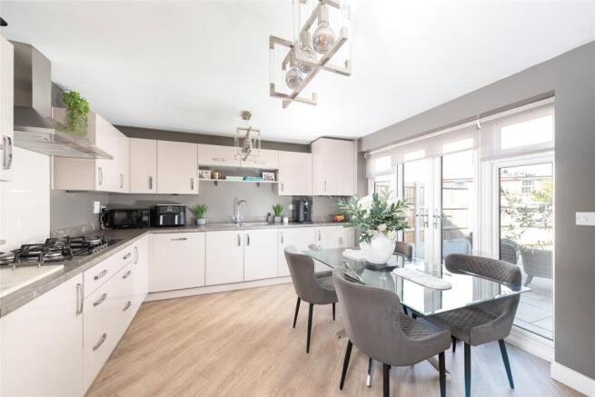 Kitchen/Dining Room