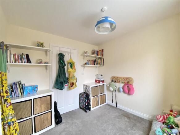 3 bed Semi-Detached for sale Image 11