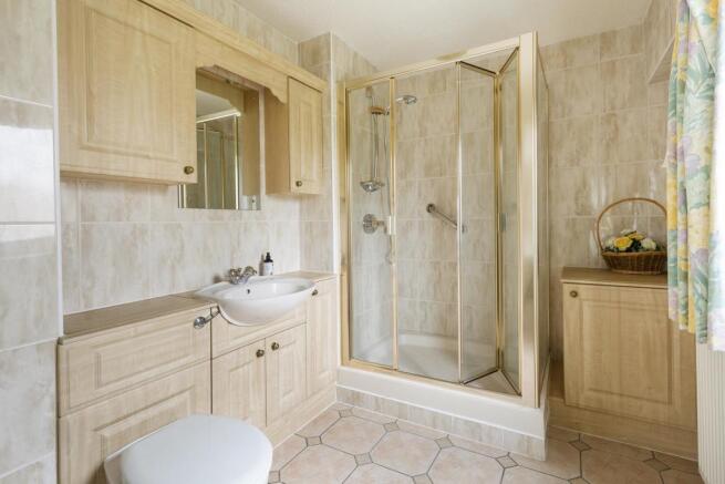 Ensuite shower room