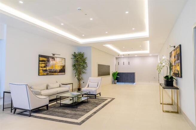 2 bed Apartment to rent Image 11
