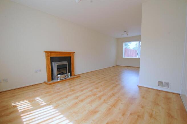 Sitting/Dining Room