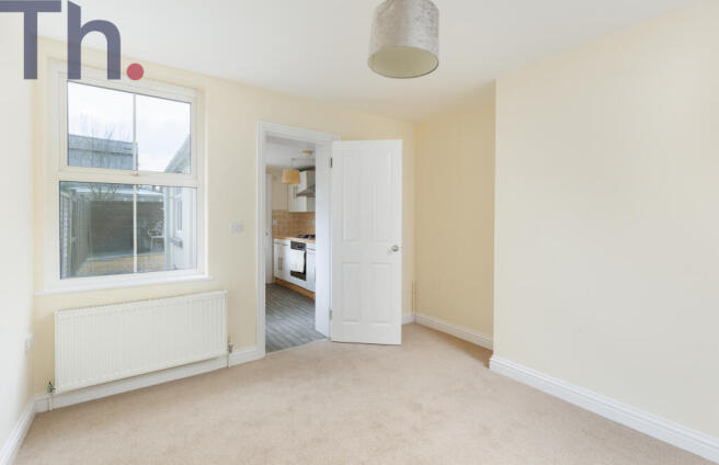 Lounge & Kitchen