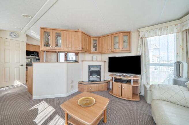 Open plan living, dining & kitchen area