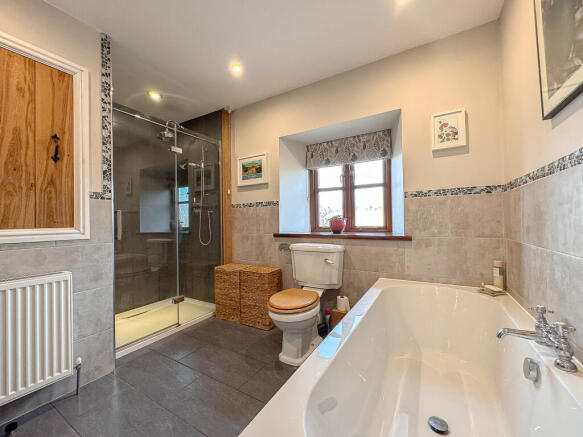 Bathroom (2)