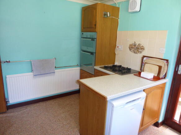 Photo 9