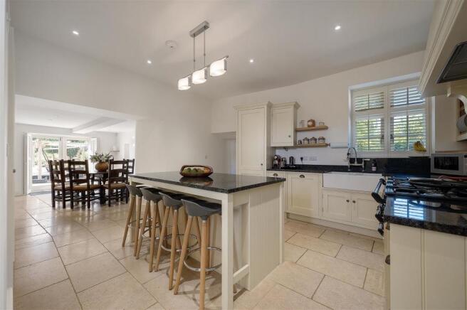Kitchen/Breakfast Room