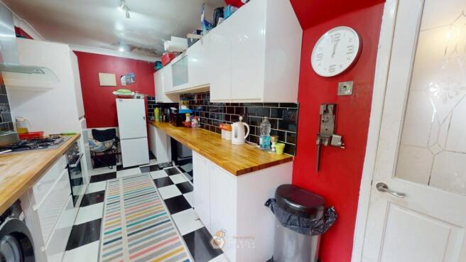 3 bed Terraced for sale Image 6