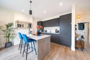 Flat First Floor B, 61, Medfield Street, London SW15 4JY