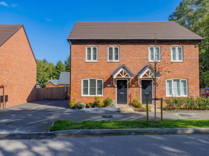 Lea Castle Drive, Lea Castle, Kidderminster, DY10 3FP