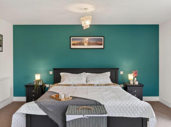 Principal bedroom