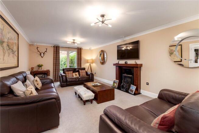 Lounge 4