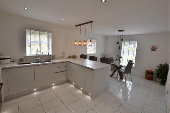 Family Dining Kitchen