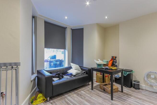 Cyril Crescent 6, 1-1.jpg