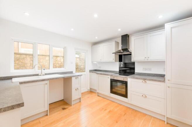 8 Kensington Gardens-15.jpg