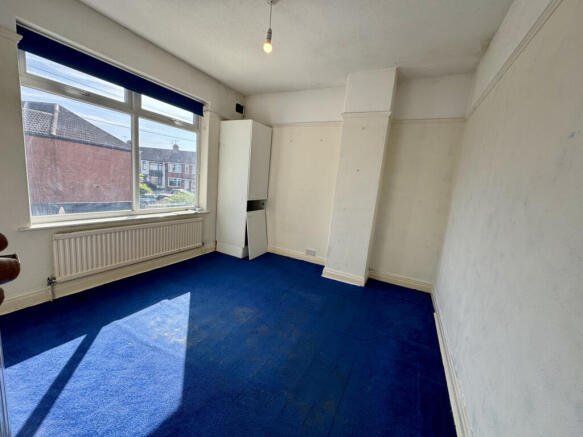 3 bed Terraced for sale Image 11