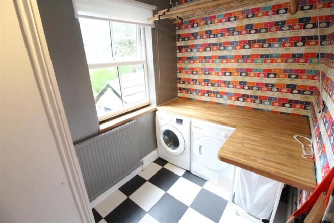 Laundry room/Bedroom 5
