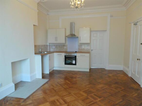 whitehall flat 2 kitchen.JPG