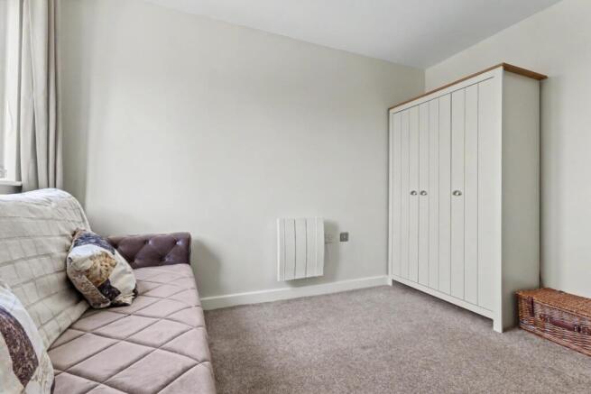 2 bed Flat for sale Image 10