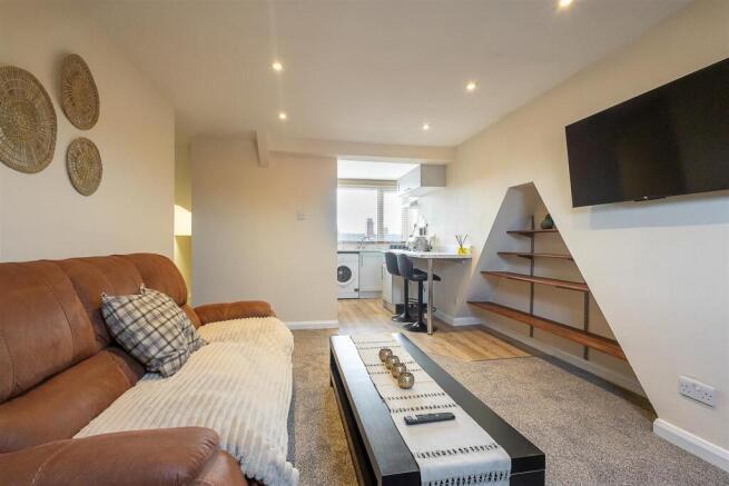 Open Plan Lounge/Kitchen