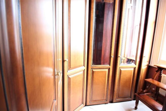Bed 2 Dressing Room