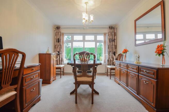 dining room 3.jpg