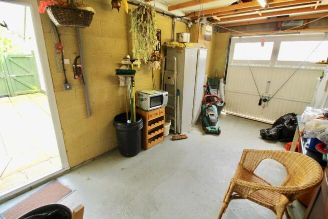 Photo 15