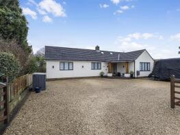 47 Long Meadow, Queen Street, Tintinhull, Yeovil BA22 8PG